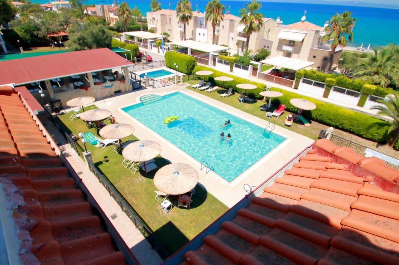 Golden Residence Family Resort 페프코초리 외부 사진