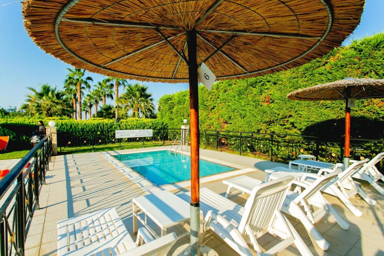 Golden Residence Family Resort 페프코초리 외부 사진