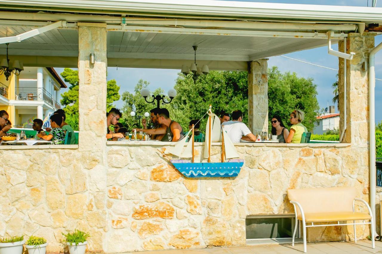 Golden Residence Family Resort 페프코초리 외부 사진
