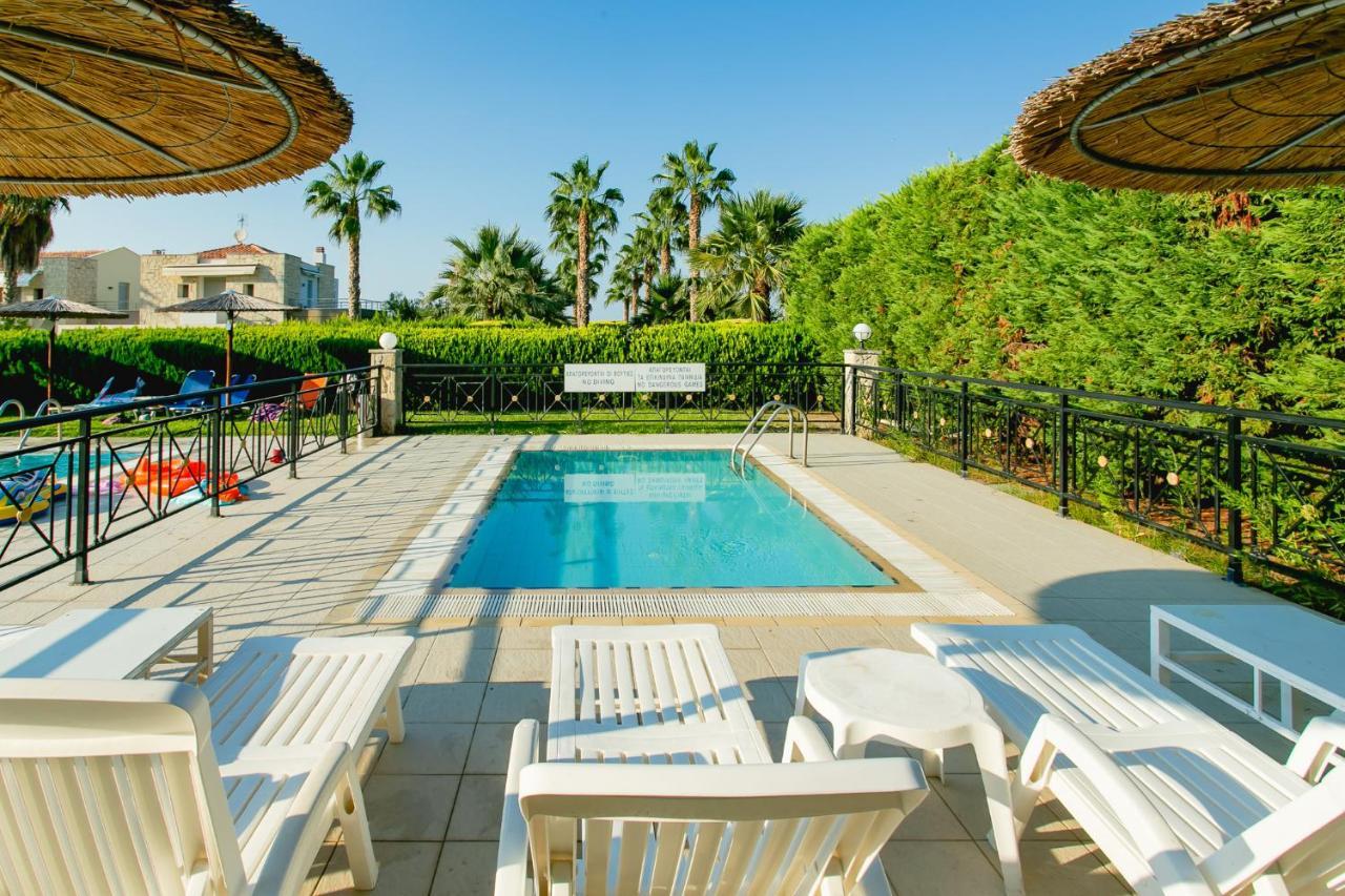 Golden Residence Family Resort 페프코초리 외부 사진