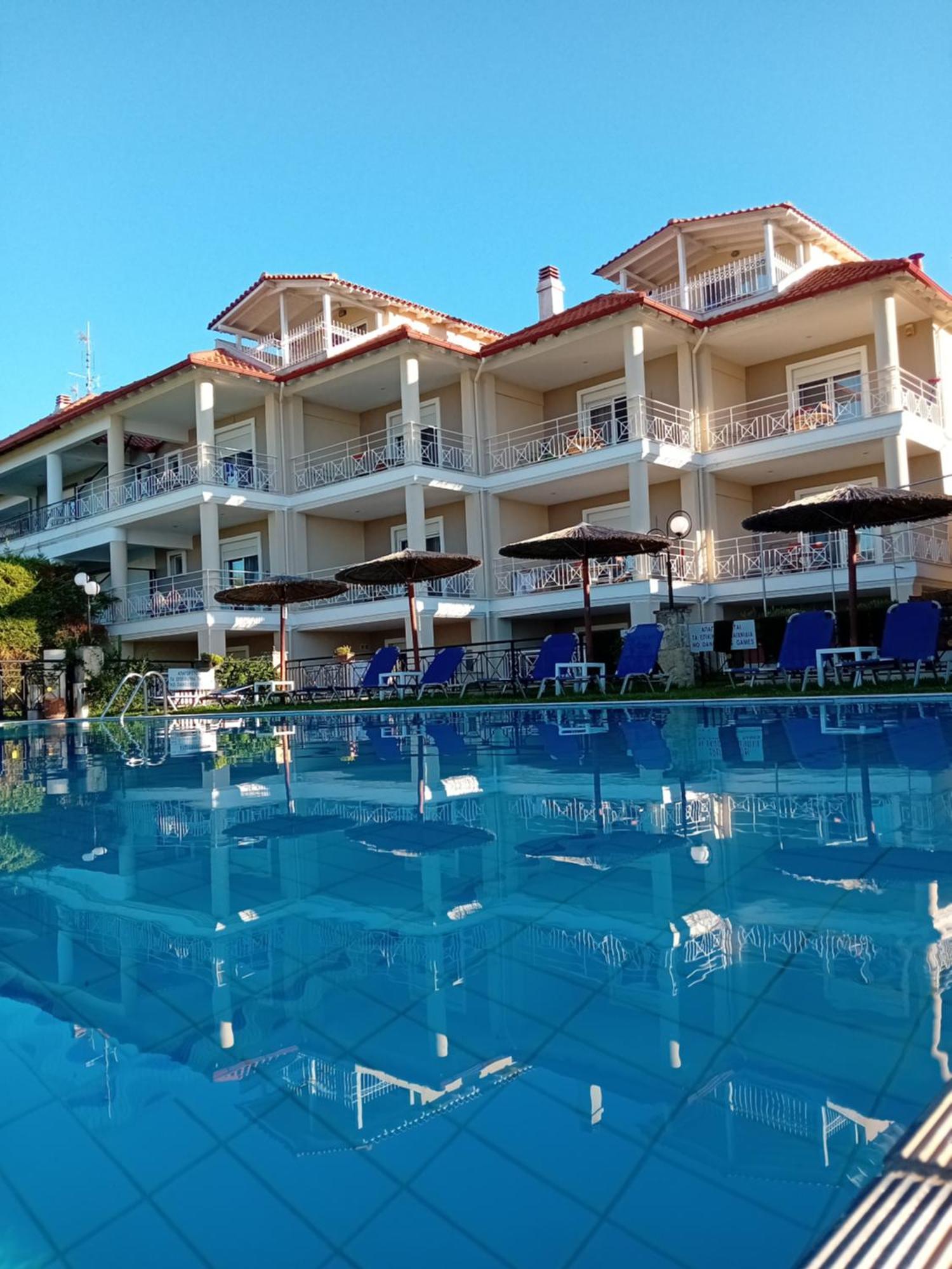 Golden Residence Family Resort 페프코초리 외부 사진