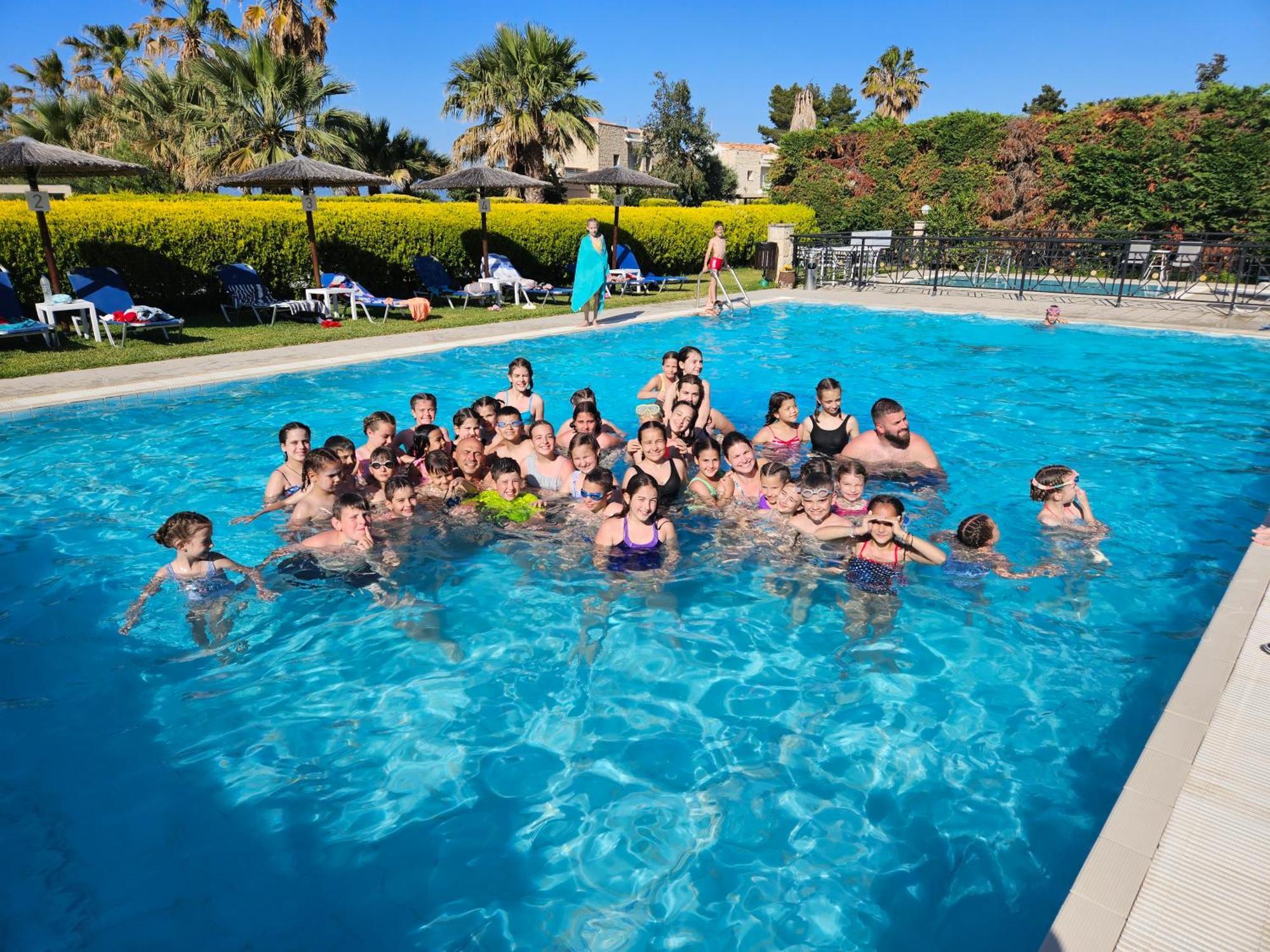 Golden Residence Family Resort 페프코초리 외부 사진