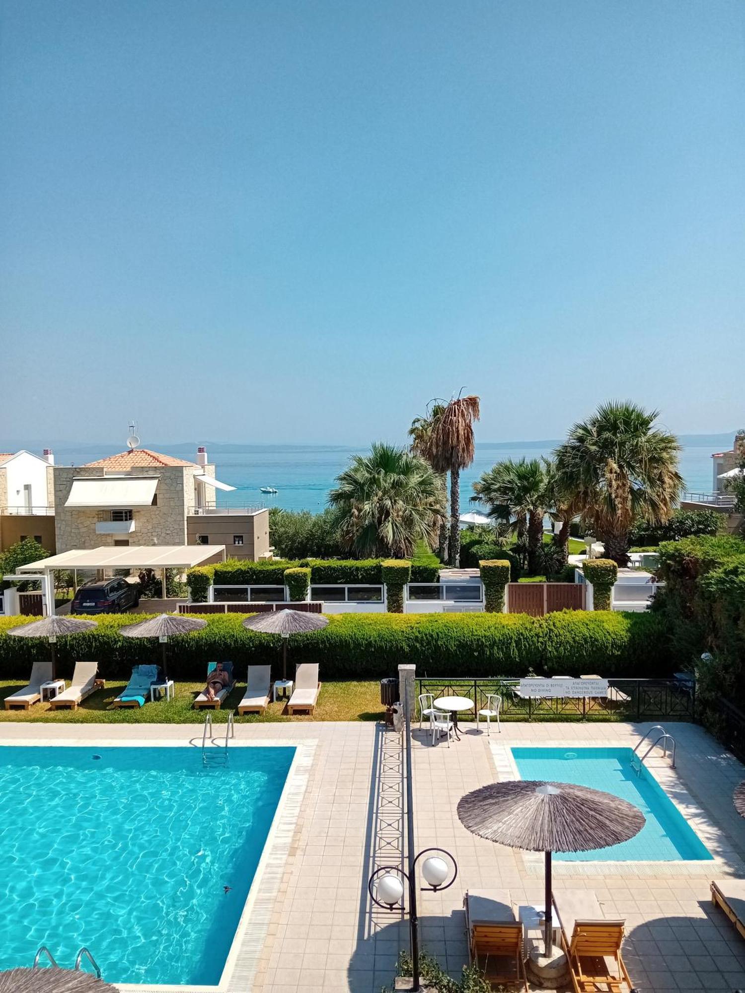 Golden Residence Family Resort 페프코초리 외부 사진