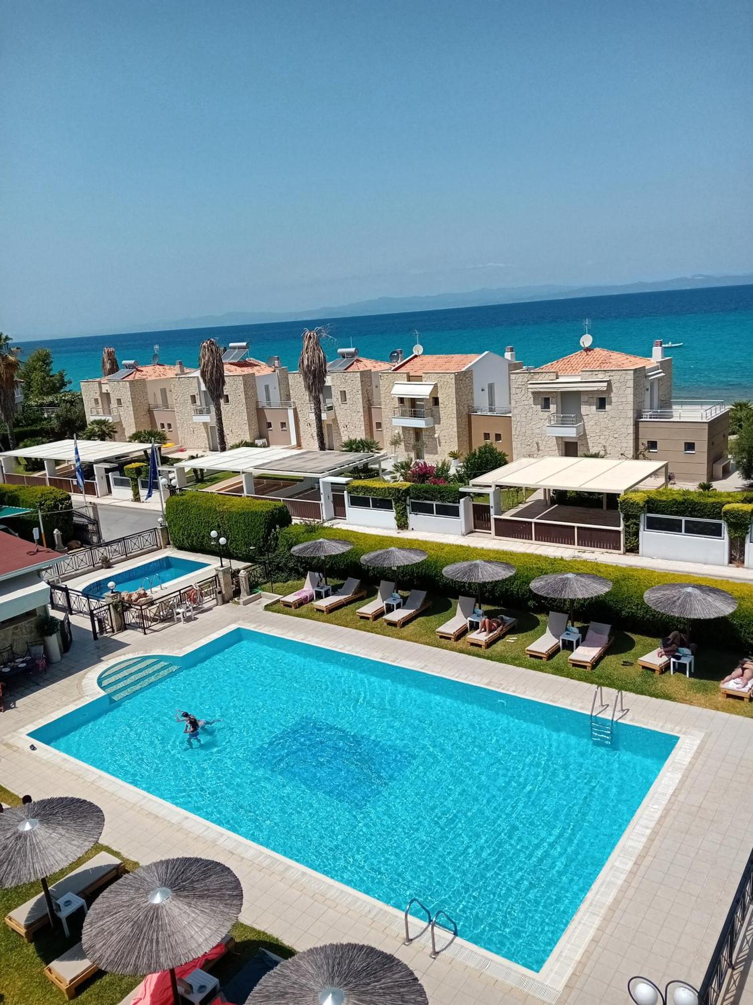 Golden Residence Family Resort 페프코초리 외부 사진