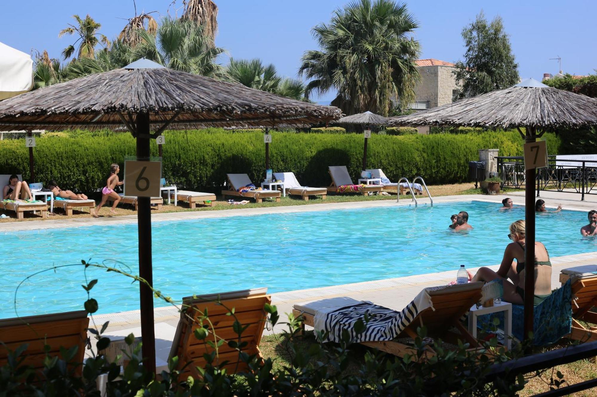 Golden Residence Family Resort 페프코초리 외부 사진